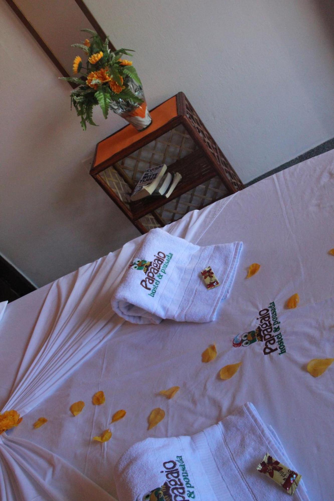 Papagaio Hostel & Pousada Morro de Sao Paulo Bilik gambar